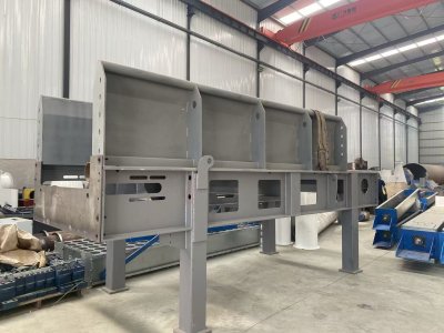 Máquina de trituração e pós integrada