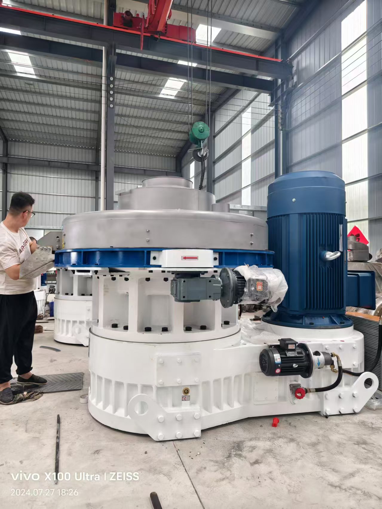 Máquina de pellets de casca de arroz. jpg