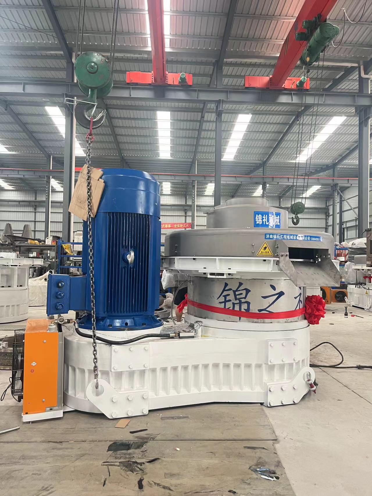 Máquina de pellets de bambu. jpg Máquina de pellets de bambu. jpg