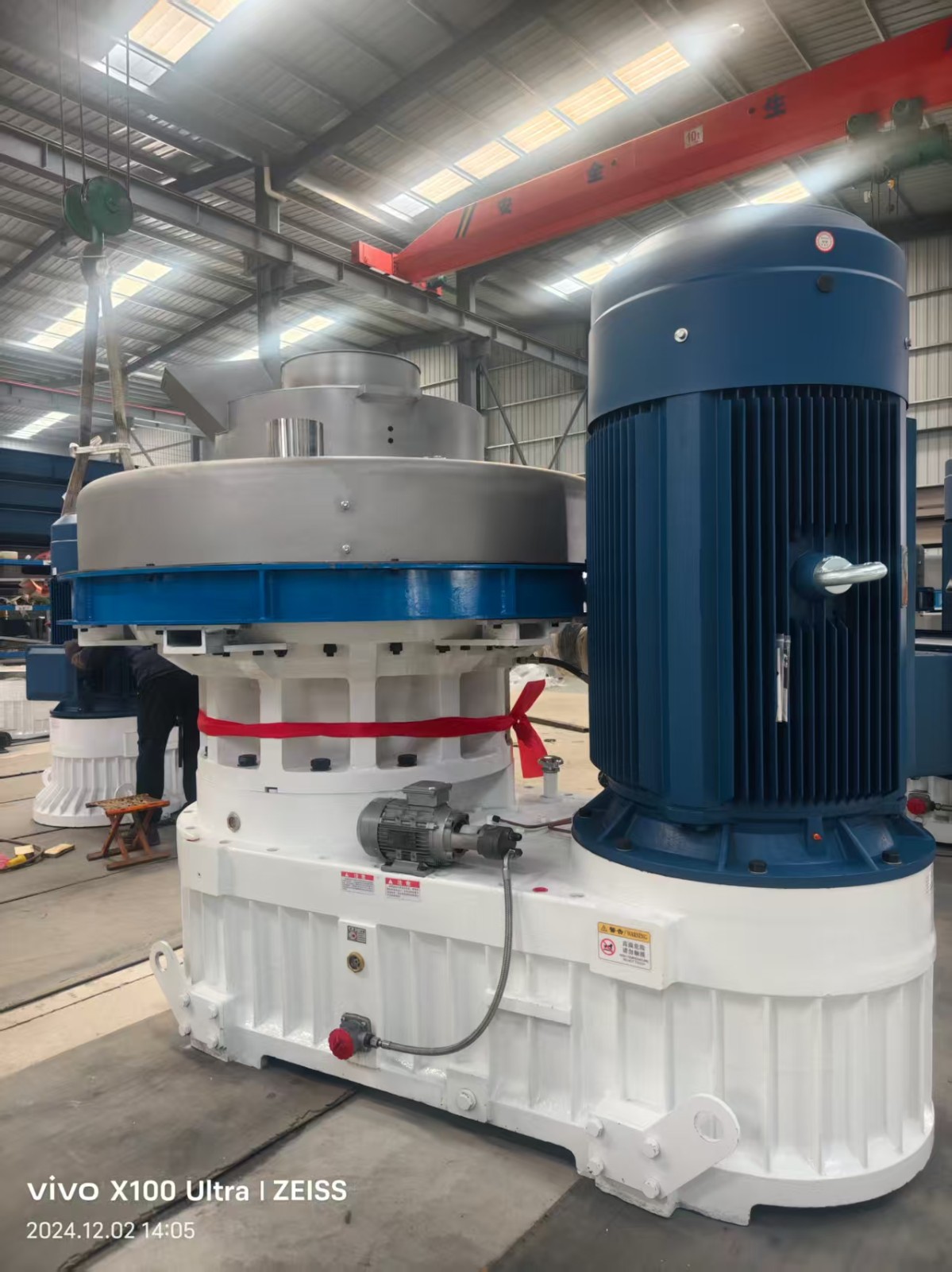 Máquina de pellets de bambu. jpg Máquina de pellets de bambu. jpg