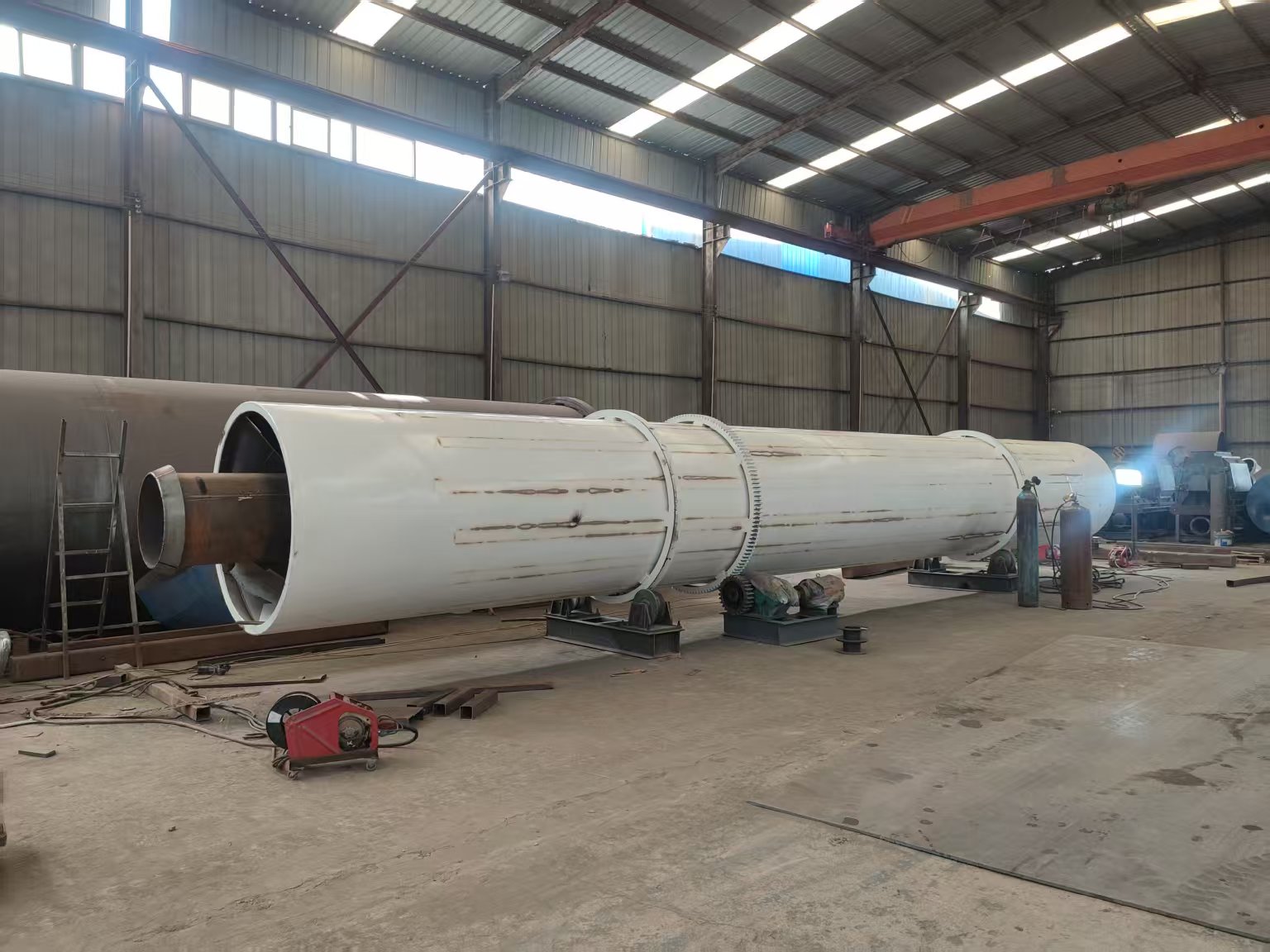 Secador de três bidons. jpg Secador de três bidons. jpg